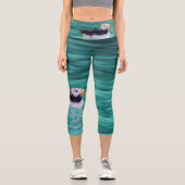 Puffin in der Auferstehungsbucht, Alaska Capri Leggings (Vorderseite)