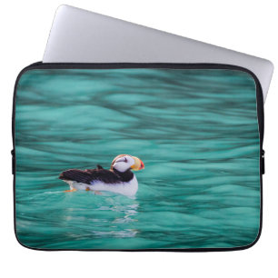 Puffin in der Auferstehungsbucht, Alaska Laptopschutzhülle