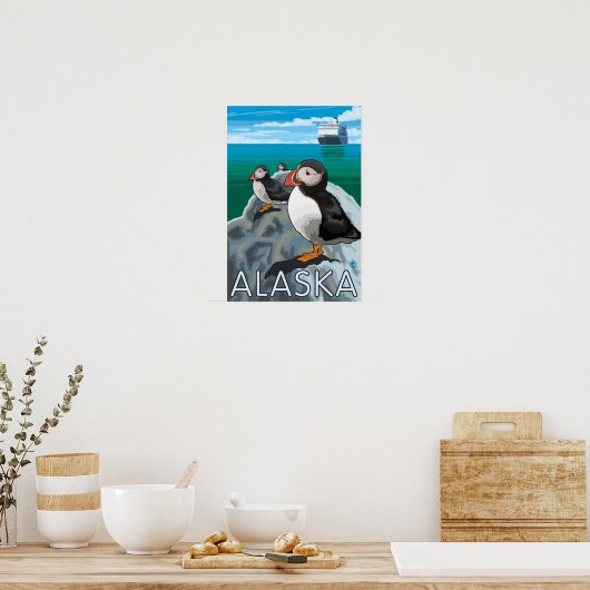 Puffins beim Beobachten eines Kreuzfahrtschiffs Poster (Küche)