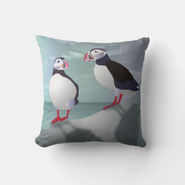 Puffins Design Throw Kissen
