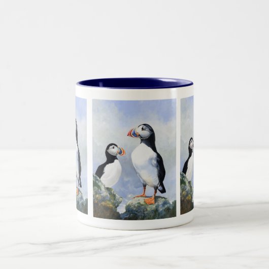 Puffins-Tasse Zweifarbige Tasse (Mittel)