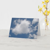 Puffy Cumulus Wolken in blauem Himmel Karte (Gelbe Blume)