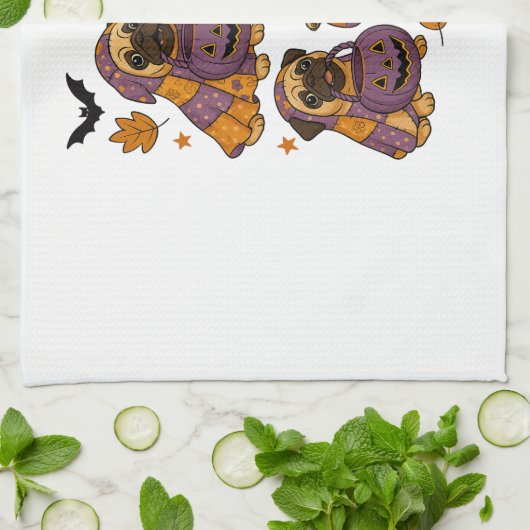 Pug Dog Ghost Halloween Spooky Geschirrtuch (Gefaltet)