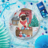 Pug Dog In snow Christmas Dog House Pappteller (Party)