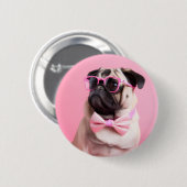 pug dog wearing bow button (Vorne & Hinten)