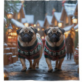 Pug Dogs Christmas Snow Holiday Duschvorhang (Vorderseite)