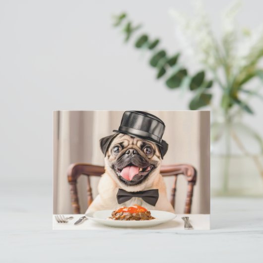 Pug Wearing Hat Sitting at Table Postkarte (Stehend Vorderseite)