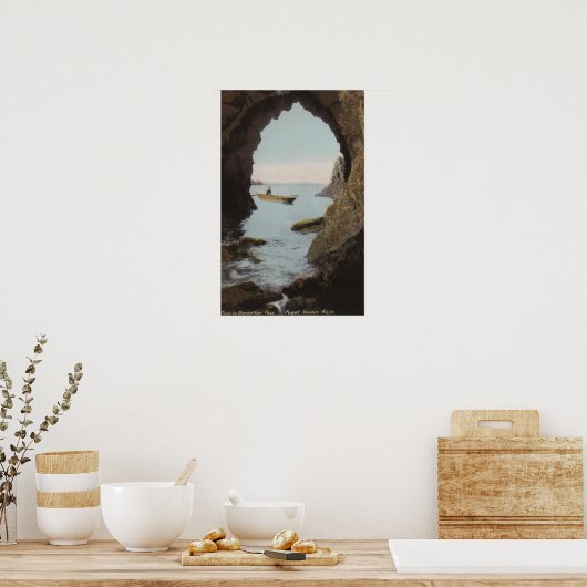 Puget Sound, WA - Höhle in Täuschung Poster (Küche)