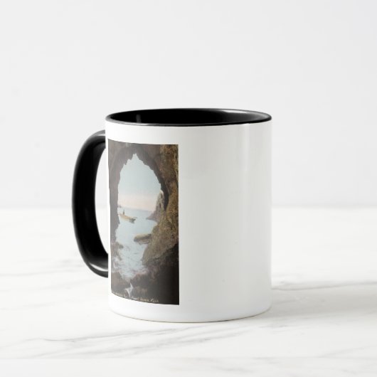 Puget Sound, WA - Höhle in Täuschung Tasse (Vorderseite Links)