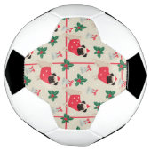 Puggy Christmas Soccer Ball (Gedreht)