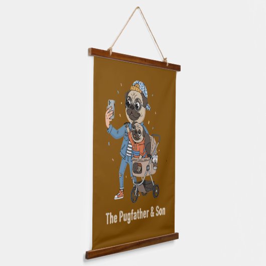 Pugvater und Sohn | Funny Mops Vater & Puppy Selfi Wandteppich Mit Holzrahmen (Gewinkelt)
