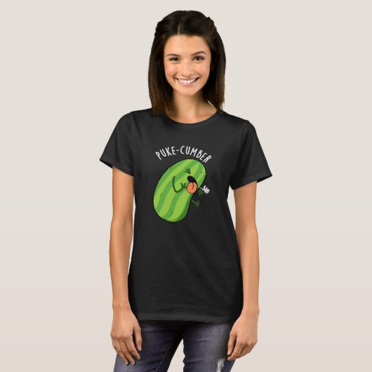Puke cumber Funny Cucumber Pun Dark BG T-Shirt (Vorne ganz)