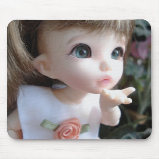 Pukifee, das einen Kuss durchbrennt Mousepad
