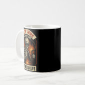 Pullin Wire Til I Retire Funny Electrician Lineman Kaffeetasse (Vorderseite Links)