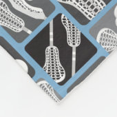 Pulver Blaue Lacrosse Blöcke von Sticks und Balls Fleecedecke (Ecke)