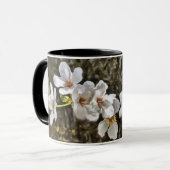 Pum Blossom Art Tasse (Vorderseite Links)