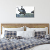 Puma Hubschrauber Leinwanddruck (Insitu (Schlafzimmer))