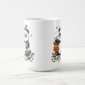 Pummeliger Halloween-Panda mit süßem Bauch & Hexen Kaffeetasse (Mittel)