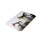 Pumpjacks in Taft, Kalifornien Badematte (Schrägansicht)