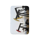 Pumpjacks in Taft, Kalifornien Badematte (Vorderseite Vertikal)