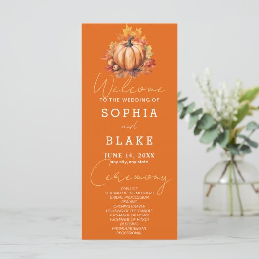 Pumpkin & Blätter Fall Orange Wedding Program (Stehend Vorderseite)