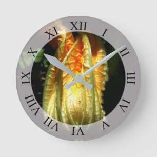 Pumpkin Blossom Wall Clock Runde Wanduhr