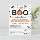 Pumpkin ein kleines Boo Halloween Kinderdusche Einladung (Stehend Vorderseite)