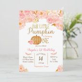 Pumpkin erste Geburtstagseinladung Pink Peach Einladung (Stehend Vorderseite)