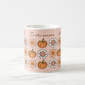 Pumpkin Fall Groovy Retro Name Daisy Coffee Tasse (Mittel)