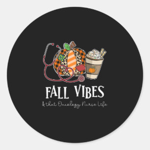 Pumpkin Fall Vibes und diese Onkologie nährt Leben Runder Aufkleber