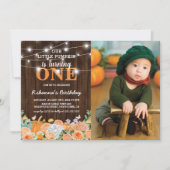 Pumpkin First Birthday | Rustikales Fall-Foto Einladung (Vorderseite)
