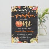Pumpkin Gold Fall Chalkboard Einladung (Stehend Vorderseite)