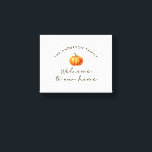 Pumpkin Herbst Willkommen in unserer Wohngestaltun Leinwanddruck<br><div class="desc">Herzlich willkommen auf unserer Zuhause moderne Drehbuch Herbst Kürbiskürbis Wohngestaltung personalisierte Wohngestaltung personalisierte Leinwand Kunstdesign.</div>