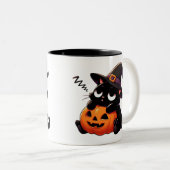 Pumpkin Hugging Witch Cat Halloween Mug | Two-Side Zweifarbige Tasse (VorderseiteRechts)
