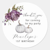 Pumpkin Lila Floral Birthday Party Gefallen Runder Aufkleber (Vorderseite)