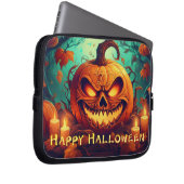 Pumpkin mit Beängstigendem Gesicht unter Kerzen, H Laptopschutzhülle (Vorne Rechts)