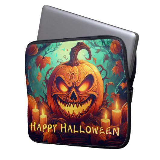 Pumpkin mit Beängstigendem Gesicht unter Kerzen, H Laptopschutzhülle (Vorderseite Links)