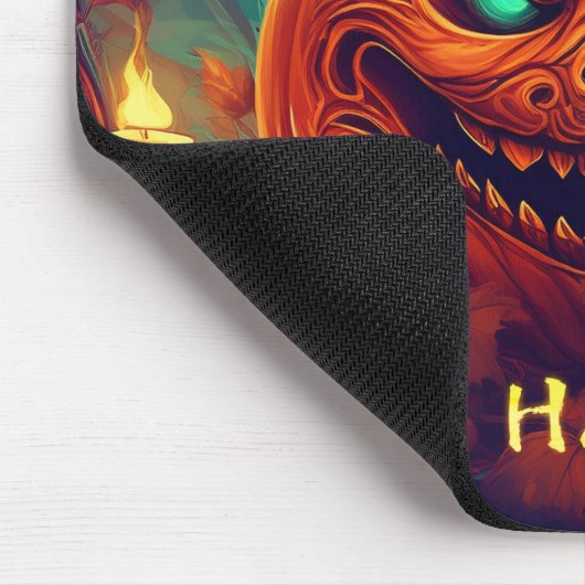 Pumpkin mit Beängstigendem Gesicht unter Kerzen, H Mousepad (Ecke)