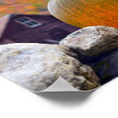 Pumpkin on Rock Wall in Vermont, Herbst Poster (Ecke)