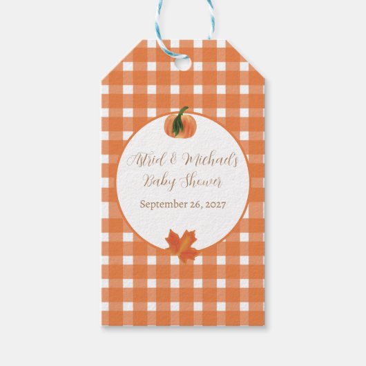 Pumpkin Orange Gingham Fall Baby Dusche Geschenkanhänger (Vorderseite)