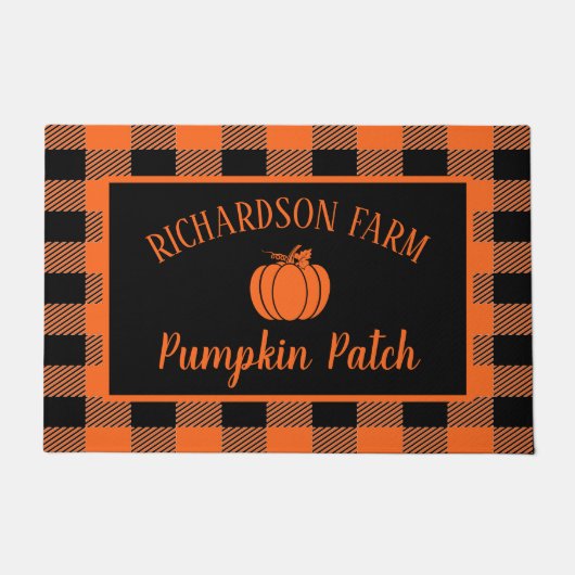 Pumpkin Patch Familienname Halloween Herbst Fußmatte (Vorderseite)