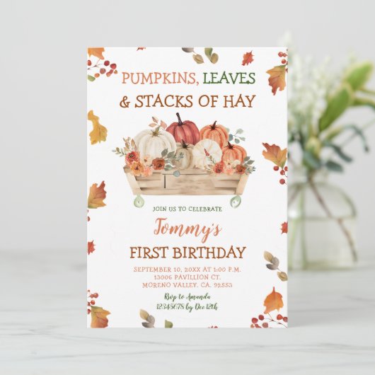 Pumpkin Patch Hays Blätter Rustikale Herbst Geburt Einladung (Stehend Vorderseite)