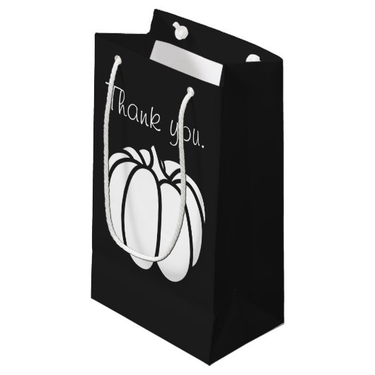 Pumpkin Patch in der schwarzen Geschenktasche Kleine Geschenktüte (Vorderseite Schrägansicht)