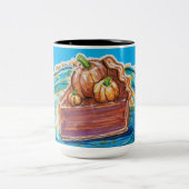 Pumpkin Pie Slice Zweifarbige Tasse (Mittel)