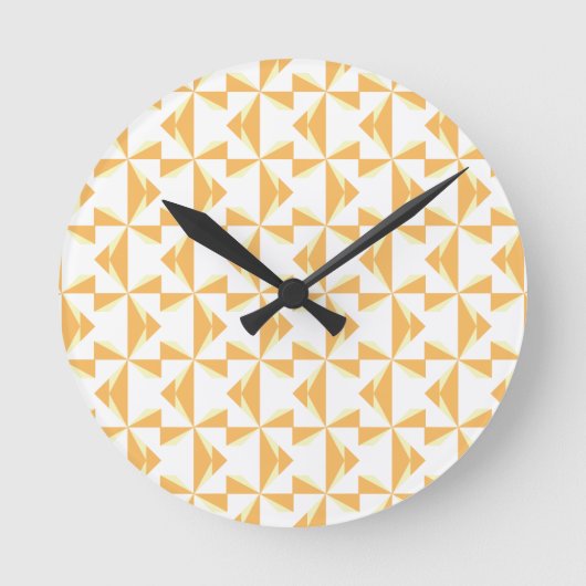 Pumpkin Pinwheels Runde Wanduhr (Vorderseite)