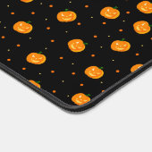 Pumpkin Rain Desk Mat Schreibtischunterlage (Ecke)