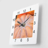 Pumpkin-Saison Quadratische Wanduhr (Winkel)