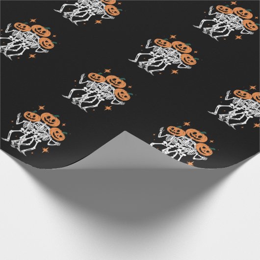 Pumpkin Skeleton Halloween Pumpkin Spooky Jahresze Geschenkpapier (Ecke)