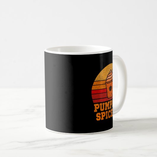 Pumpkin Spice af Fun Men Husnd Apparel Halloween G Kaffeetasse (VorderseiteRechts)