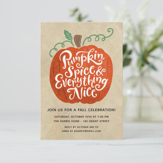 Pumpkin Spice Fall Party Einladung (Stehend Vorderseite)